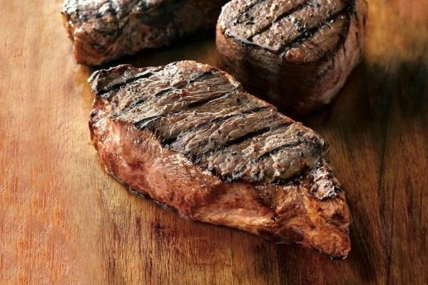 11 Mistakes To Avoid When Cooking Steaks At Home